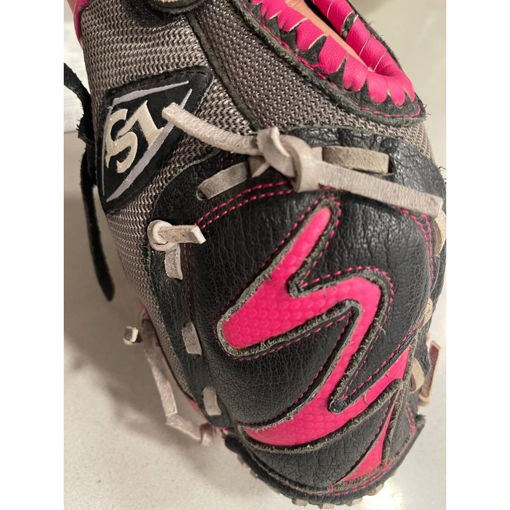 Louisville Slugger Baseball Glove Diva Series DV14-HP 10.5” Left Hand RHT Pink